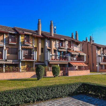 Barcone 1 Lägenhet Sirmione Exteriör bild