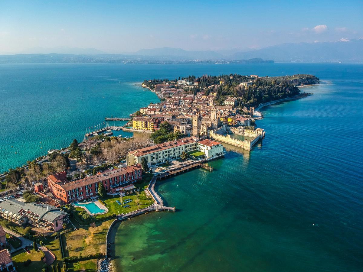Barcone 1 Lägenhet Sirmione Exteriör bild