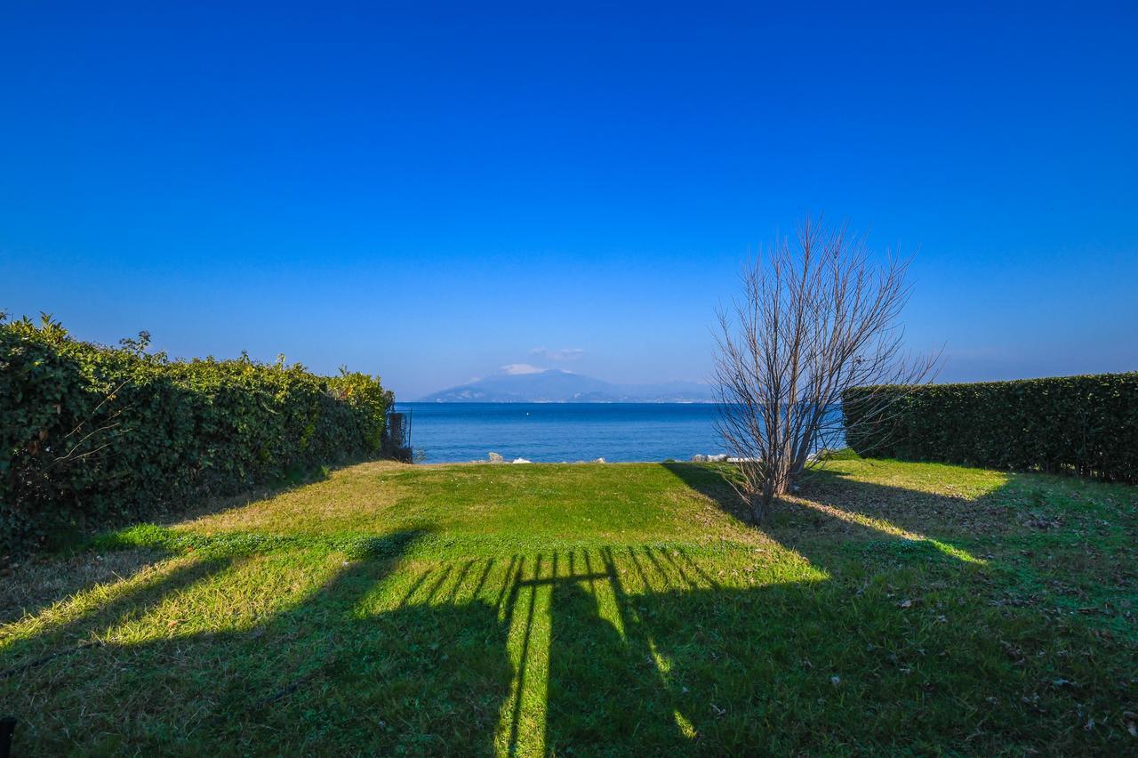 Barcone 1 Lägenhet Sirmione Exteriör bild