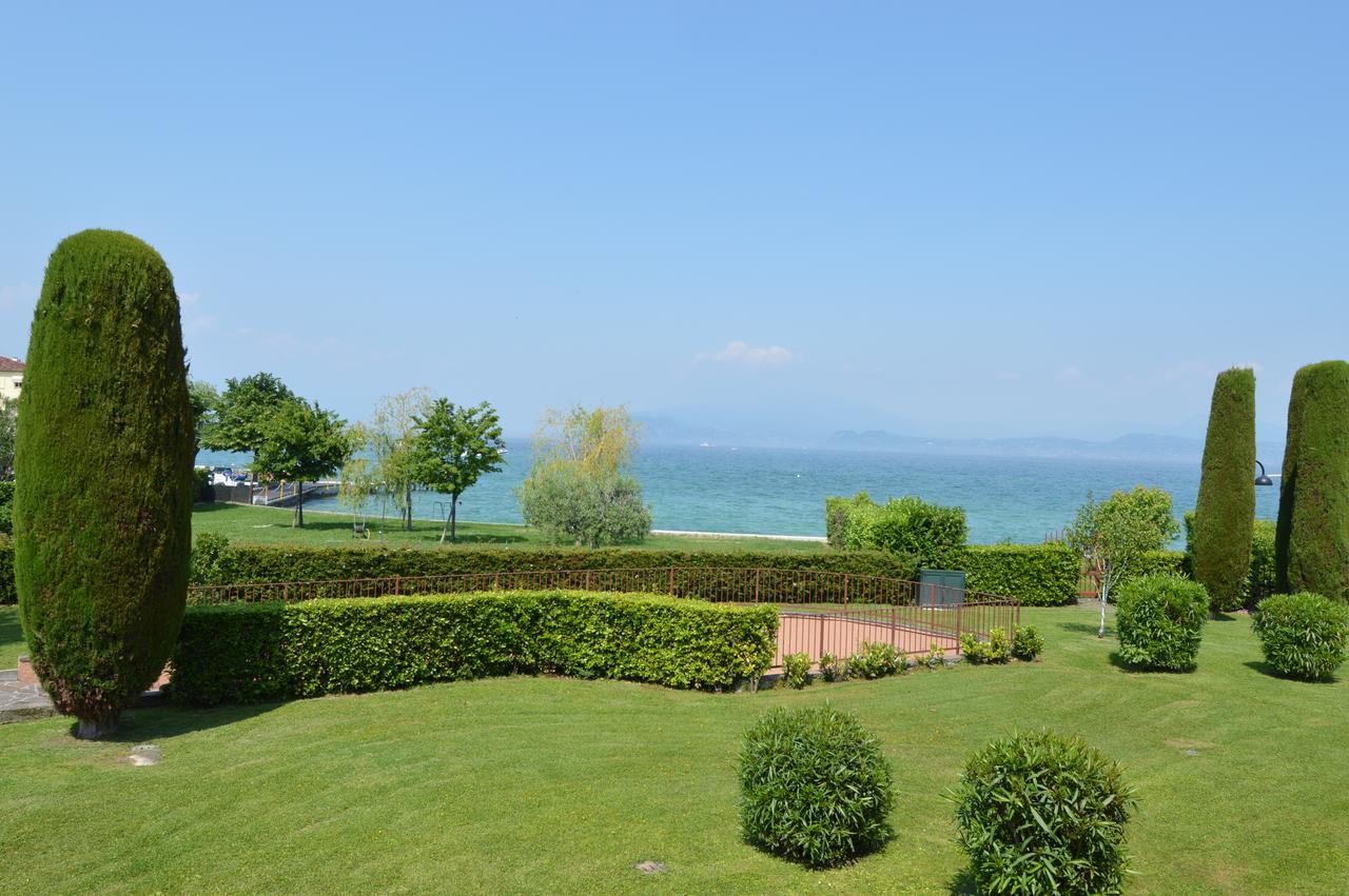 Barcone 1 Lägenhet Sirmione Exteriör bild
